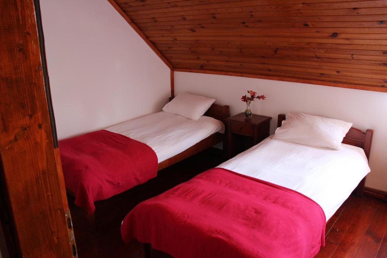 Hostel Hikers Den Жабляк Экстерьер фото